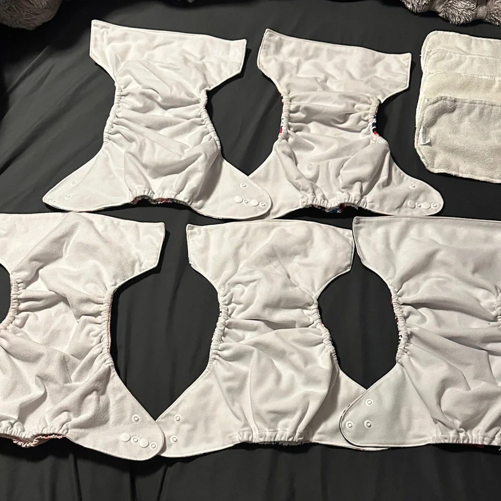 Colorful Patterned Cloth Diapers Set - Picture 3 of 5